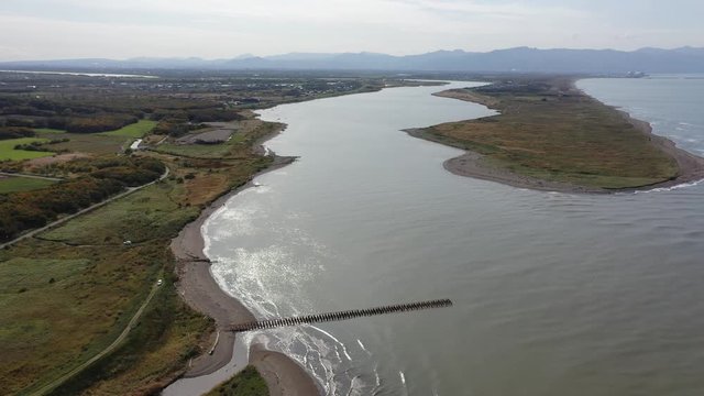 石狩川の河口 / 北海道石狩市 ドローン空撮