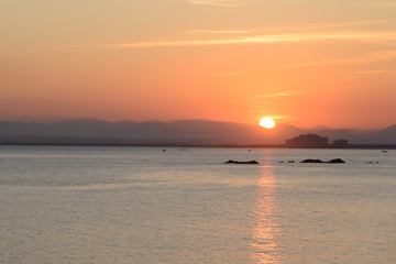 Atardecer y puesta de sol en la Costa Brava, Alt Emporda