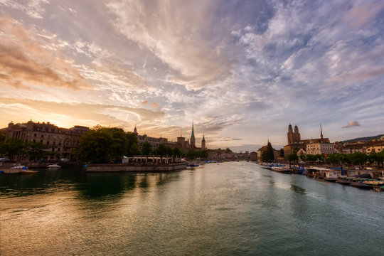 Zurich downtown skyline with Fraumunster and Grossmunster churches at lake zurich during beautiful sunset, Switzerland
