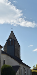 Fototapeta na wymiar Clocher de l'église du village de Lescar dans les Pyrénées Atlantique
