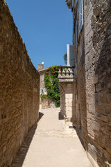 Ménerbes narrow alley in the old town luberon france