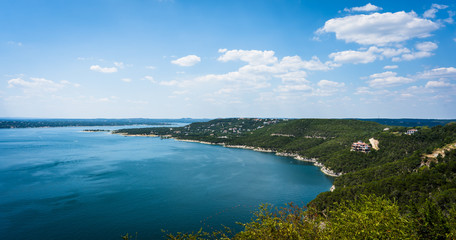 Fototapeta na wymiar view of lake