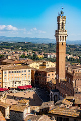 Fototapeta na wymiar Landscape of Siena with torre del Mangia