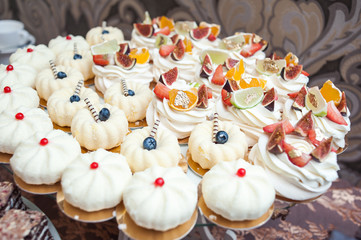 Sweet table at the wedding. Decoration trends.