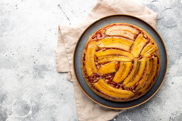 Banana Cake with pecan nuts