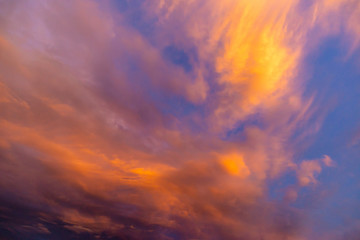 天高く朝焼けの雲DSC2934