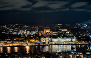 Fototapeta na wymiar Oslo by night