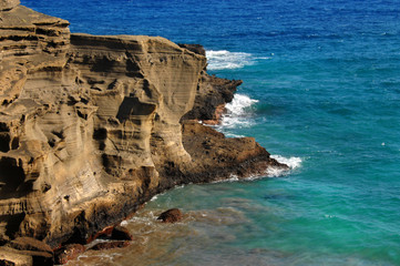 Cliff side Crevices at Green Sand Beach
