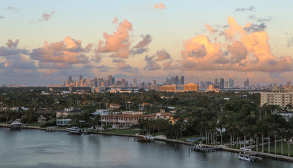 Obraz premium Miami skyline at sunset