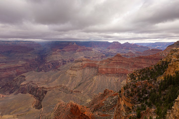 Fototapeta na wymiar The Grand Canyon on a cloudy day