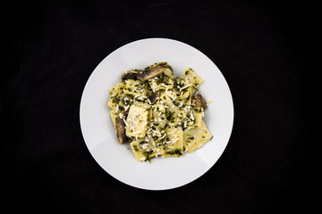 Ravioli with pesto sauce