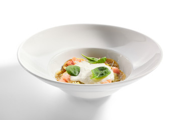 Ravioli with spinach, concasse and cheese espuma