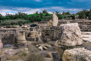 Fototapeta na wymiar Ancient Roman Columns in the Beit She'an Park, Israel