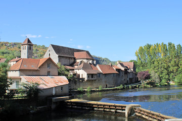 Obraz premium Village de Marcilhac sur Célé dans le Lot