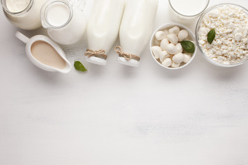Obraz na płótnie Canvas Upside down arrangement of milk