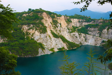 Obraz premium lake in mountains