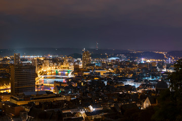 Obraz premium La ville de nuit