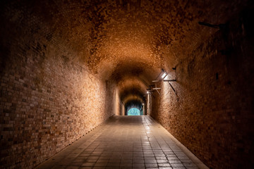 無人島 猿島の遺跡 トンネル