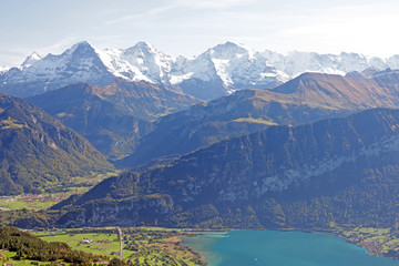 aussicht vom niederhorn, eiger, mönch,  jungfrau, berner alpen, schweiz 