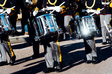 fanfare. Tambours dans une fanfare