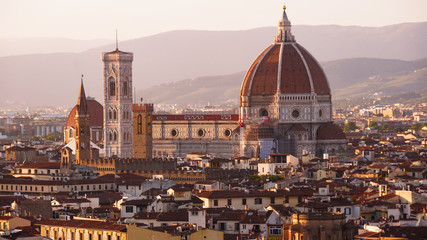 Fototapeta na wymiar Beautiful view of Santa Maria del Fiore in sunset, Florence, Italy
