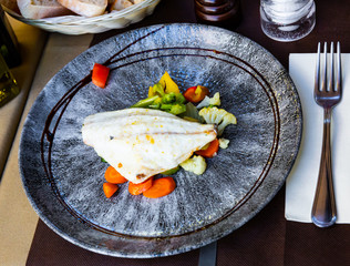 Dorado fish with blanched vegetables