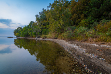 Sonnenuntergang am Großer Jasmunder Bodden auf Insel Rügen