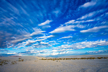 A brilliant sky above the White Sands