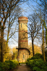 Obraz premium Toelleturm in Wuppertal-Barmen in herbstlichen Farben