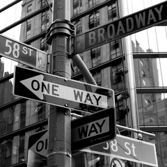 Tuinposter Street sign in New York City © Marije Kouyzer