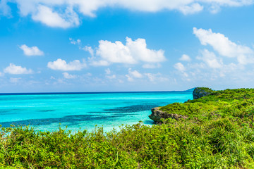 美しい宮古島の海　Beautiful beach in Miyakojima Island, Okinawa.