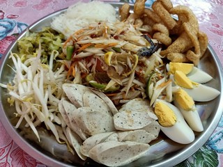 pasta with chicken and vegetables
