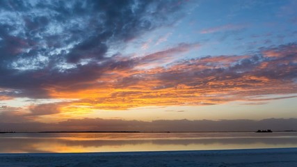 time lapse of the sunset glow on qarhan salt lake, golmud city, qinghai province, located in the western tsaidam basin is the biggest salt lake in China.