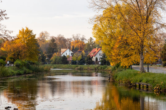 Kanał Augustowski jesienną porą