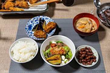 夕食の膳