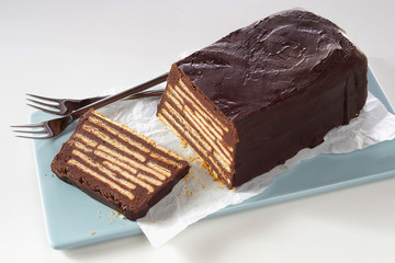 Sliced Wandsbeker Speck cake on tray