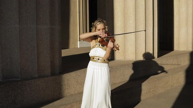 Violinist at Pantheon