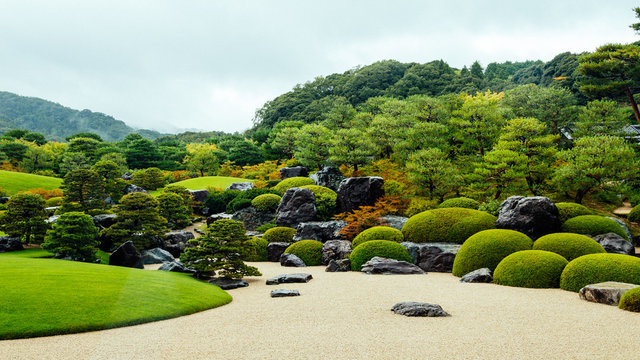 日本庭園 Images – Browse 81,522 Stock Photos, Vectors, and