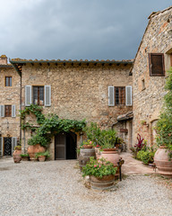 Fototapeta na wymiar Stone Building in Tuscany Italy