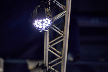MOdern led spotlight on an aluminium truss