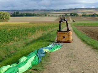 De Boudes à Chalus en montgolfière (Auvergne)