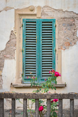 Fototapeta na wymiar Italian window and balcony railing