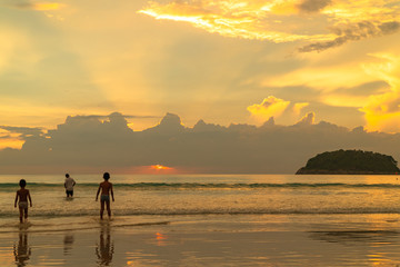 Fototapeta premium beautiful color of cloud in the sky at sunset above the sea at Kata beach Phuket.