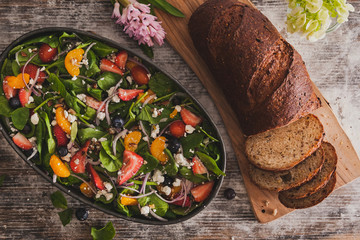 Multigrain bread with spring mix salad