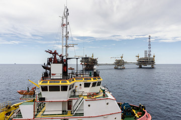 A view of mas of a anchor handling tug boat at oil field