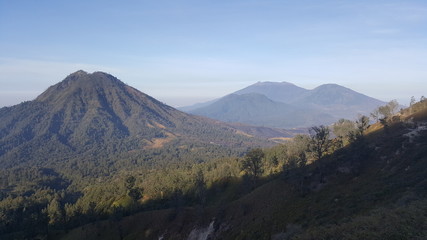 Fototapeta premium view of mountains