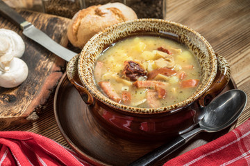 The sour soup made of rye flour.