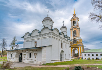 Fototapeta na wymiar Cathedral and bell tower of Rizopolozhensky monastery in Suzdal, a well preserved old Russian town-museum. A member of the Golden ring of Russia