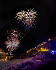 Naklejka premium Looe New Years Eve fireworks display at the beach Cornwall