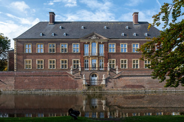 Fototapeta premium Barockschloss Ahaus-Gartenfront